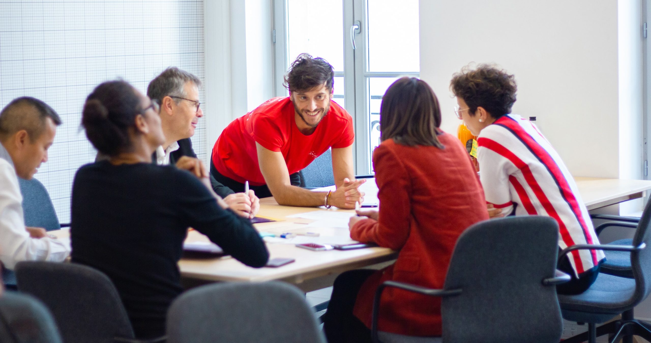 Group of people discussing the design fiction methodology